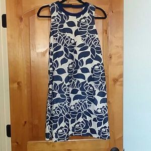 Sleeveless floral dress